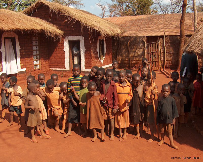 Ukuama's orphanage children img